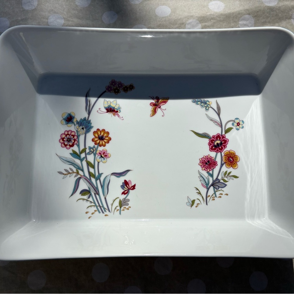 Jardin by Andrea floral bakeware dish